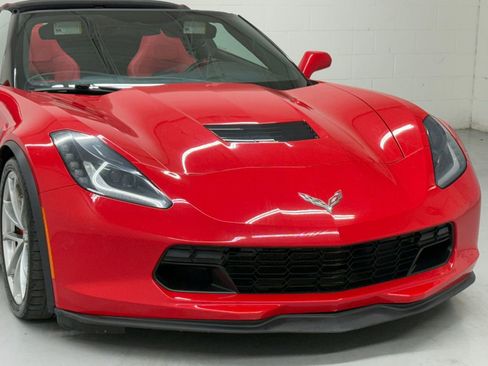 Used 2017 Chevrolet Corvette Grand Sport image 9