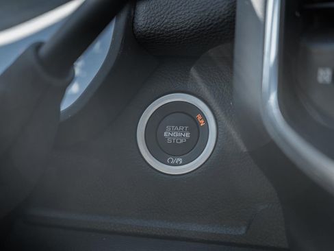 Used 2025 RAM 2500 Laramie image 37