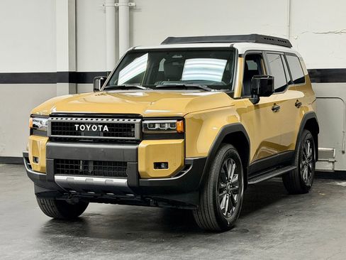 Used 2026 Toyota Land Cruiser w/ Premium Package AWD/4WD image 7