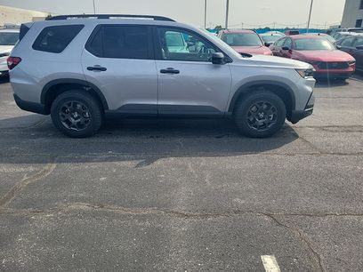 New 2025 Honda Pilot TrailSport