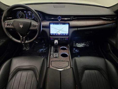 Used 2023 Maserati Quattroporte GT RWD image 23