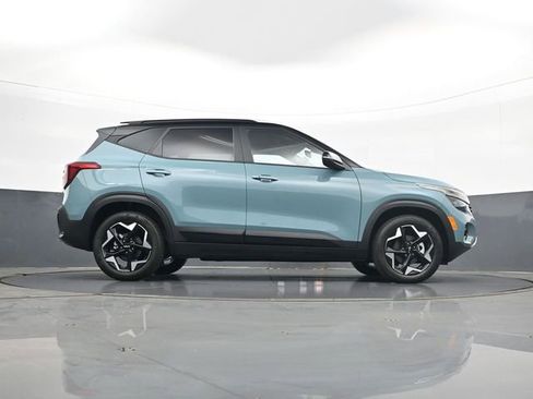 Used 2025 Kia Seltos S FWD image 24