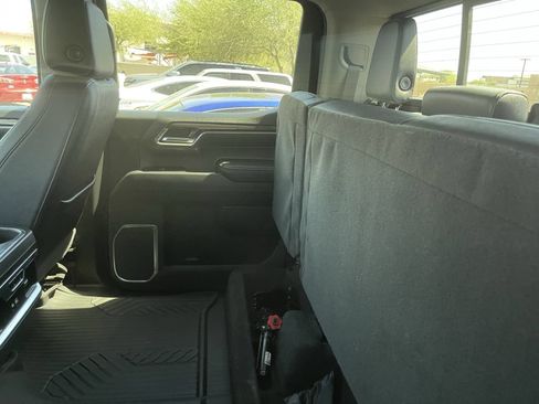 Used 2023 Chevrolet Silverado 1500 LTZ AWD/4WD image 9