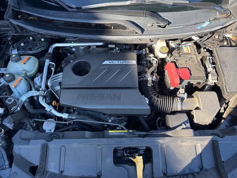 Used 2023 Nissan Rogue SV image 26