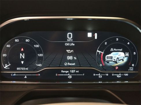 Used 2023 GMC Yukon AT4 w/ AT4 Premium Package image 23