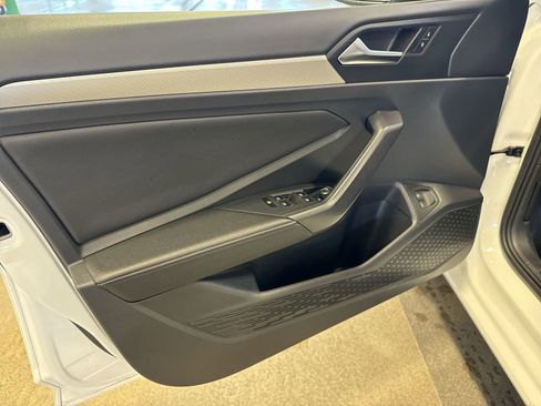 Used 2024 Volkswagen Jetta S image 18