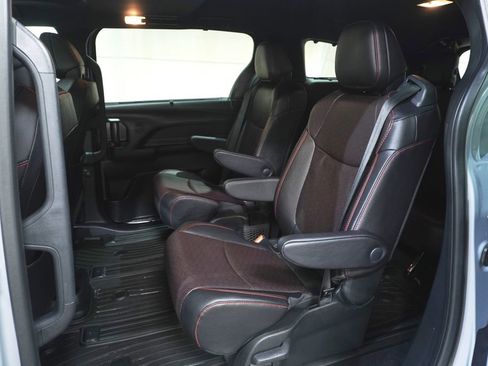 Used 2025 Toyota Sienna XSE w/ XSE Premium Package AWD/4WD image 16