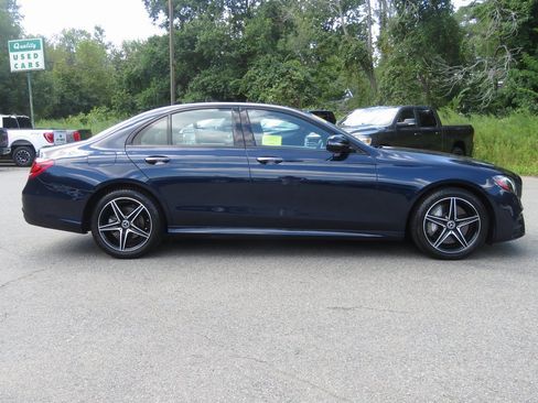 Used 2020 Mercedes-Benz E 350 4MATIC Sedan image 5