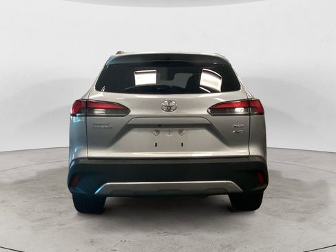 Certified 2024 Toyota Corolla Cross XLE image 4