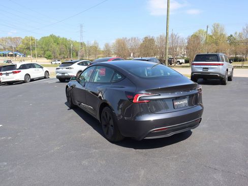 Used 2025 Tesla Model 3 image 9