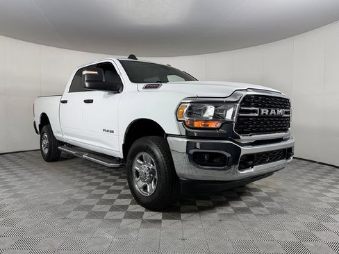 Used 2024 RAM 2500 Big Horn w/ Bed Utility Group AWD/4WD image 5