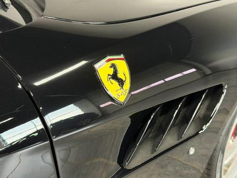 Used 2018 Ferrari GTC4Lusso AWD/4WD image 13