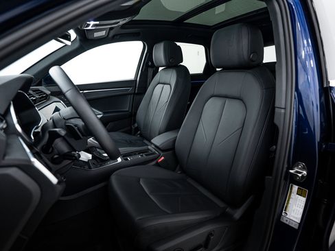 Certified 2024 Audi Q3 2.0T Premium Plus image 11