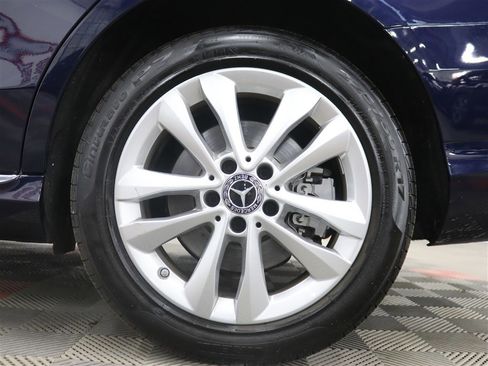 Used 2020 Mercedes-Benz C 300 4MATIC Sedan image 38