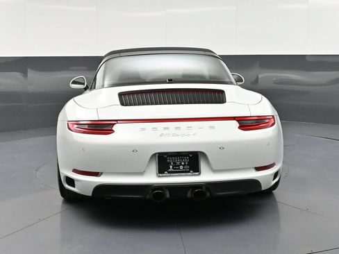 Certified 2019 Porsche 911 Targa 4 AWD/4WD image 7