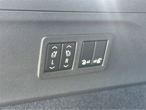 New 2025 Cadillac Escalade IQ Sport 2 image 32