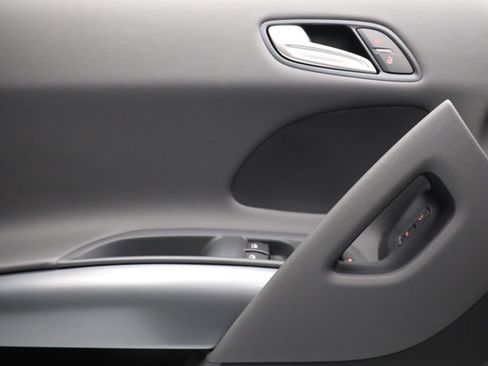 Used 2009 Audi R8 V8 image 41