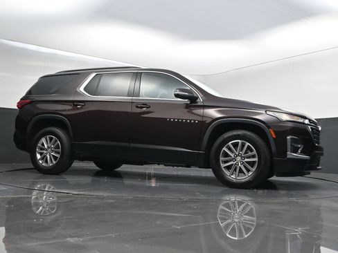 Used 2023 Chevrolet Traverse LT AWD/4WD image 48
