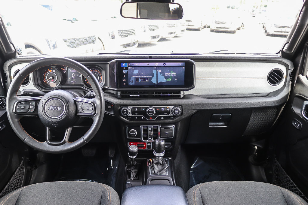Used 2024 Jeep Wrangler Unlimited Sport AWD/4WD image 12