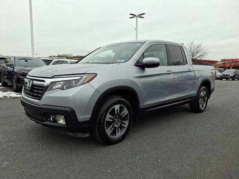 Used 2017 Honda Ridgeline RTL-T image 3