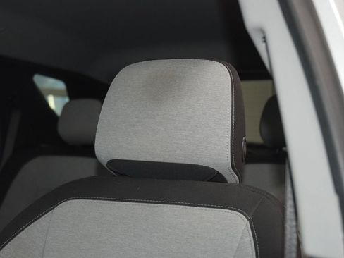 Used 2022 Chevrolet Equinox LT FWD image 34
