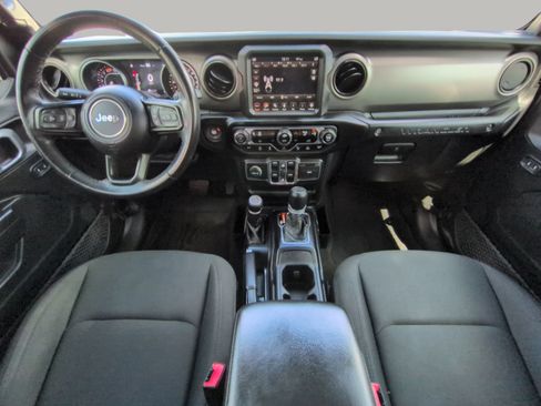 Used 2021 Jeep Wrangler Unlimited Sport AWD/4WD image 4