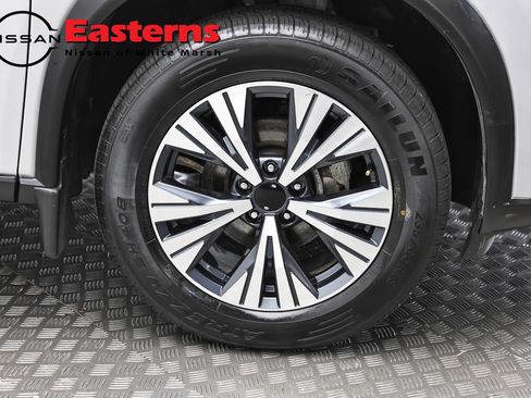 Used 2023 Toyota Corolla LE w/ Carpet Mat Package (TMS) FWD image 62