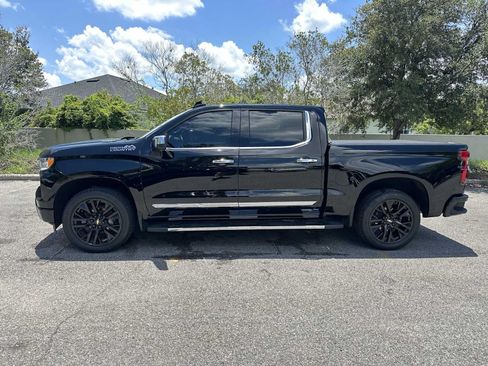 Certified 2023 Chevrolet Silverado 1500 High Country AWD/4WD image 3