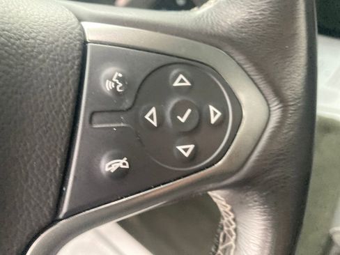 Used 2018 Chevrolet Silverado 1500 LT w/ All Star Edition image 44