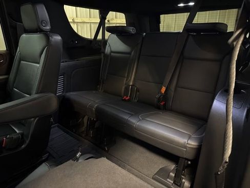 Used 2022 GMC Yukon XL Denali w/ Denali Premium Package image 23