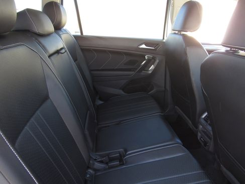 Used 2024 Volkswagen Tiguan Wolfsburg Edition image 11