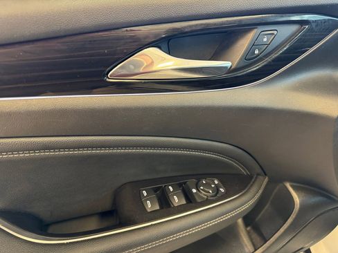 Used 2019 Buick Regal Essence w/ Sights and Sounds Package FWD image 11