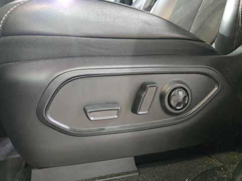 Used 2023 Jeep Grand Cherokee Altitude AWD/4WD image 26