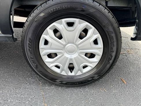 Used 2022 Ford Transit 350 XLT image 11