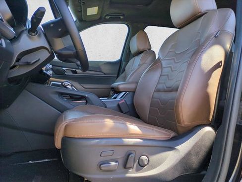 Used 2022 Kia Telluride SX w/ SX Prestige Package image 13