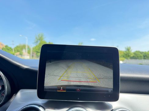 Used 2018 Mercedes-Benz CLA 250 4MATIC image 12