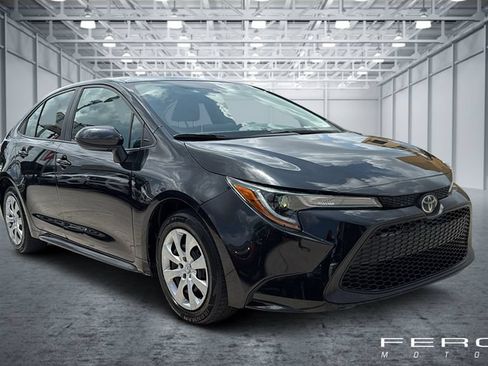 Used 2020 Toyota Corolla LE FWD image 7