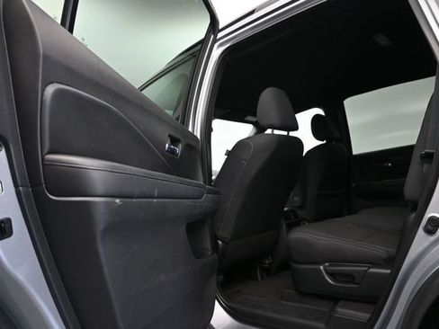Used 2019 Honda Passport Sport image 13