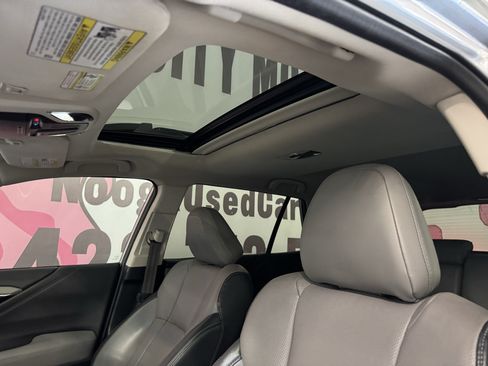 Used 2022 Subaru Outback Limited AWD/4WD image 17