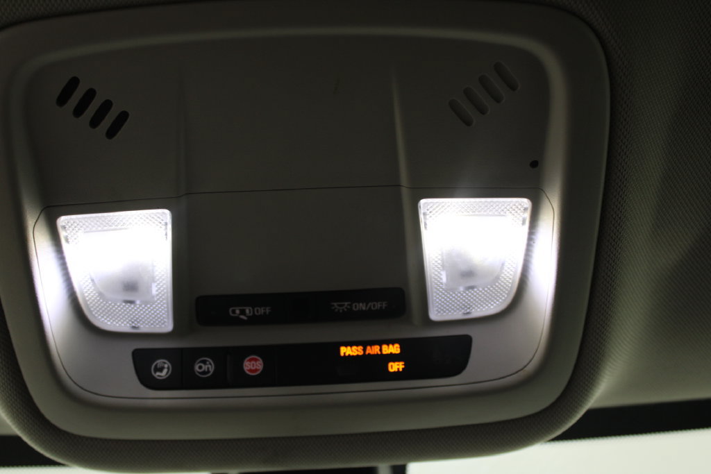 Used 2018 Chevrolet Traverse LT FWD image 47