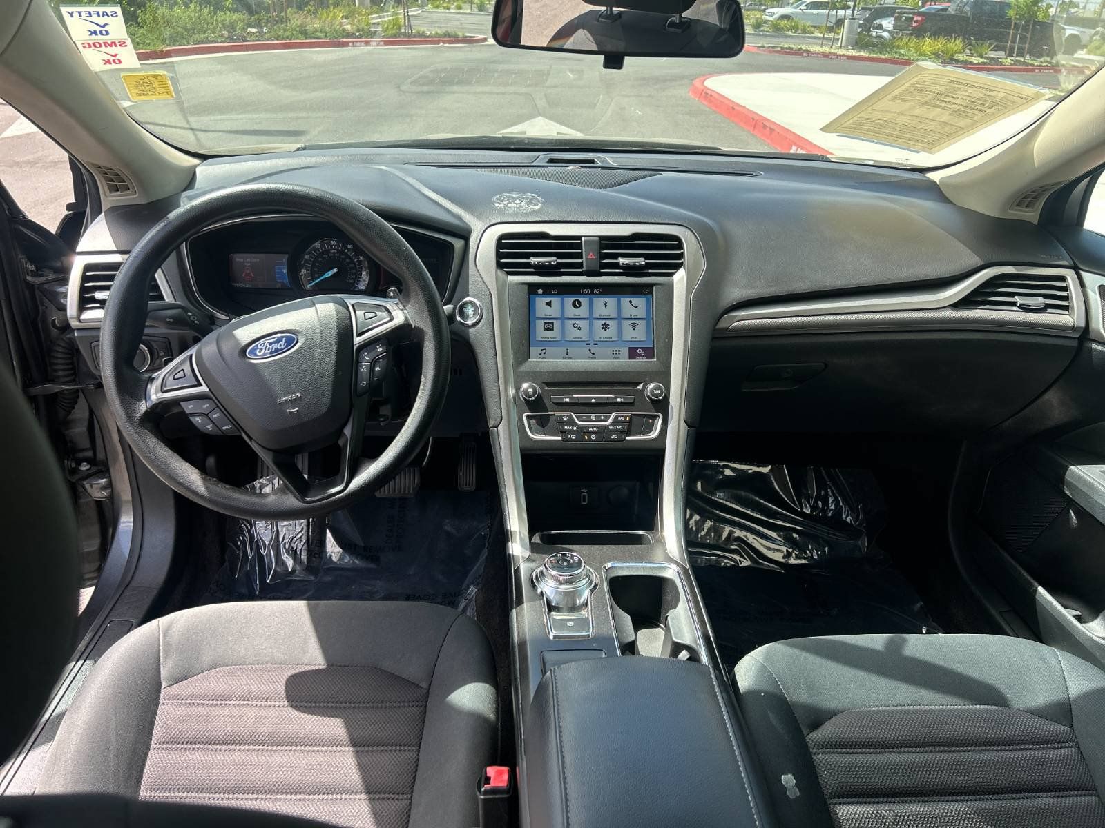 Used 2020 Ford Fusion SE FWD image 27