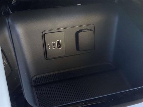 New 2026 Ford Explorer Platinum w/ LUX Leather Package image 18