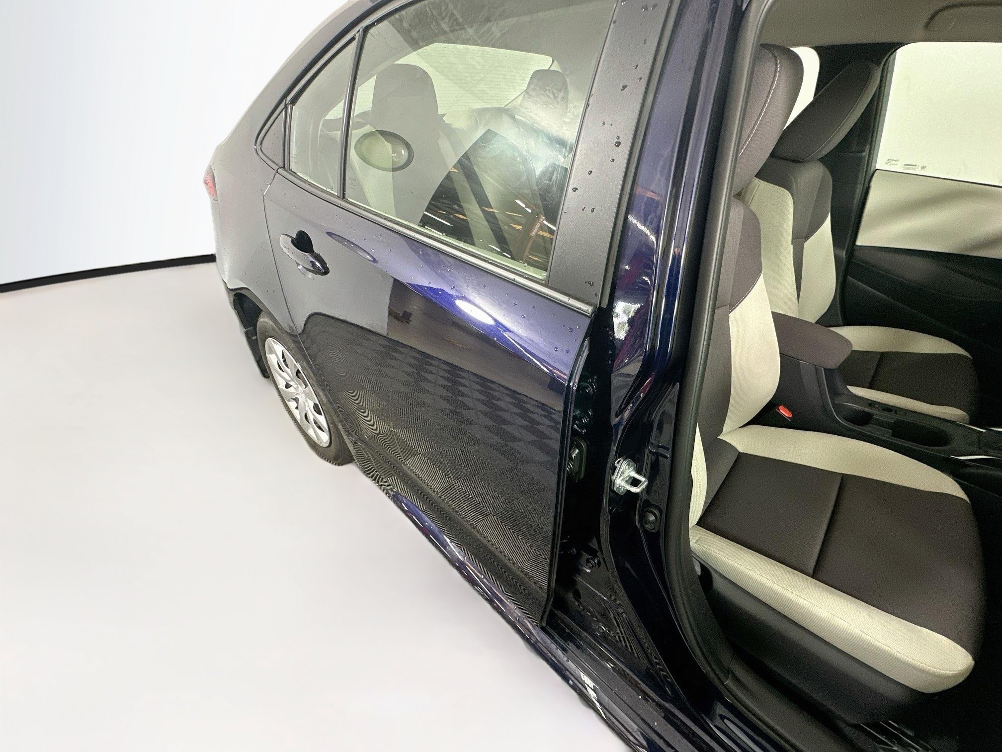 New 2026 Toyota Corolla LE FWD image 27