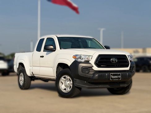 Used 2023 Toyota Tacoma SR RWD image 2