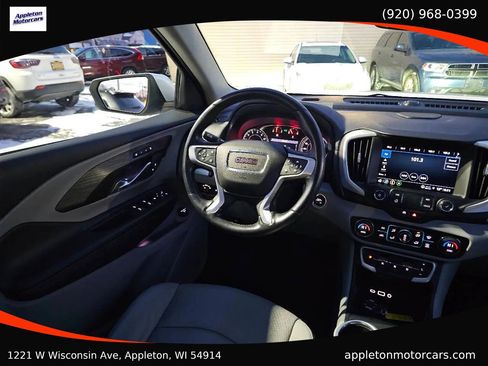 Used 2022 GMC Terrain SLT w/ Infotainment Package II image 21