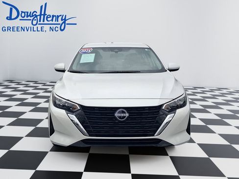 Used 2025 Nissan Sentra SV w/ All-Weather Package FWD image 8