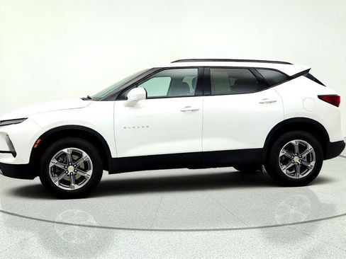 Used 2024 Chevrolet Blazer LT w/ Convenience Package FWD image 8