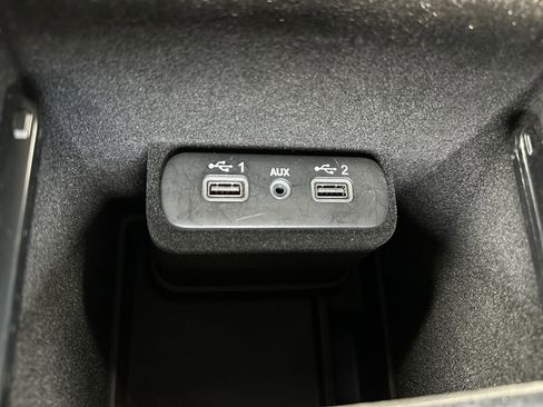 Used 2023 Dodge Charger SXT image 27