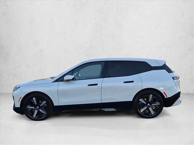 Certified 2024 BMW iX xDrive50 w/ Premium Package AWD/4WD image 9