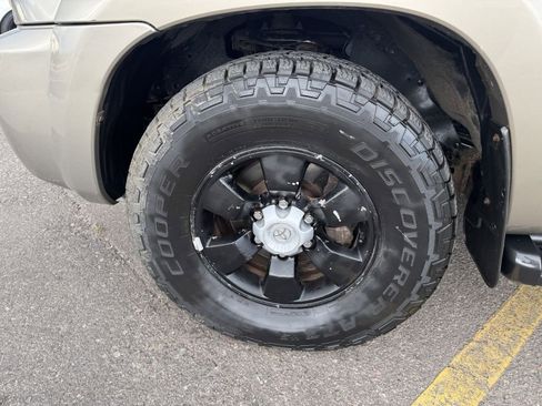 Used 2009 Toyota 4Runner SR5 image 30